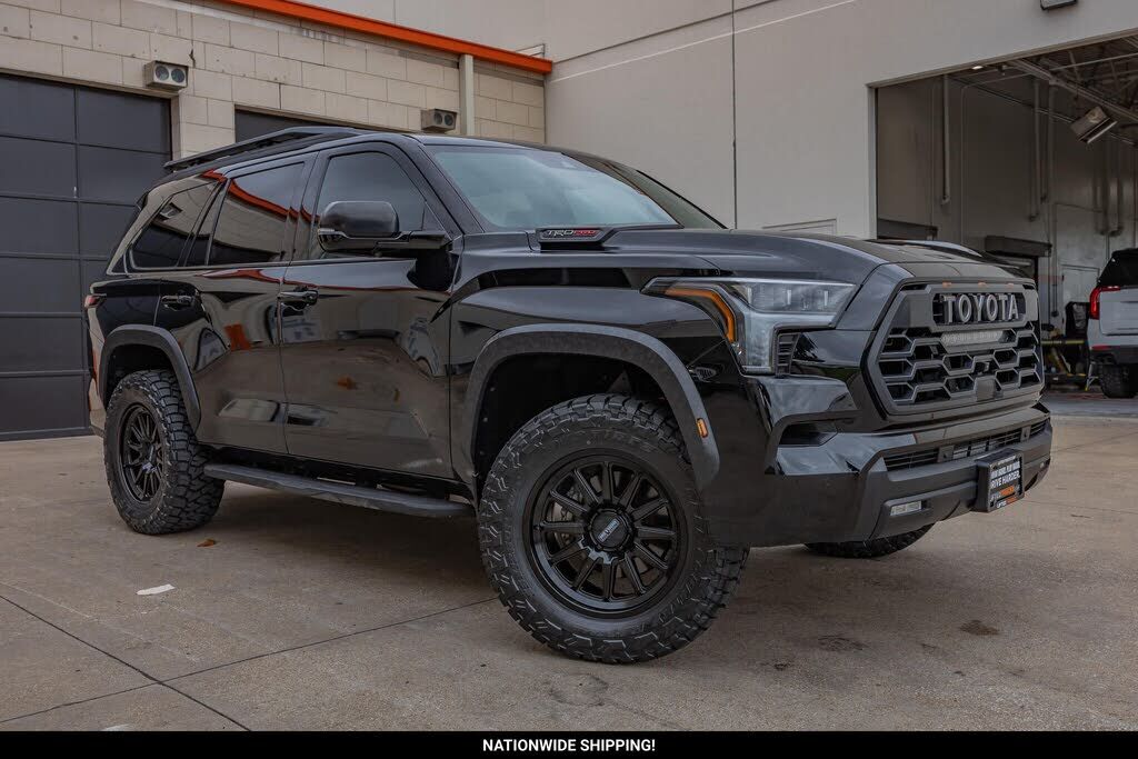 2025 TOYOTA Sequoia