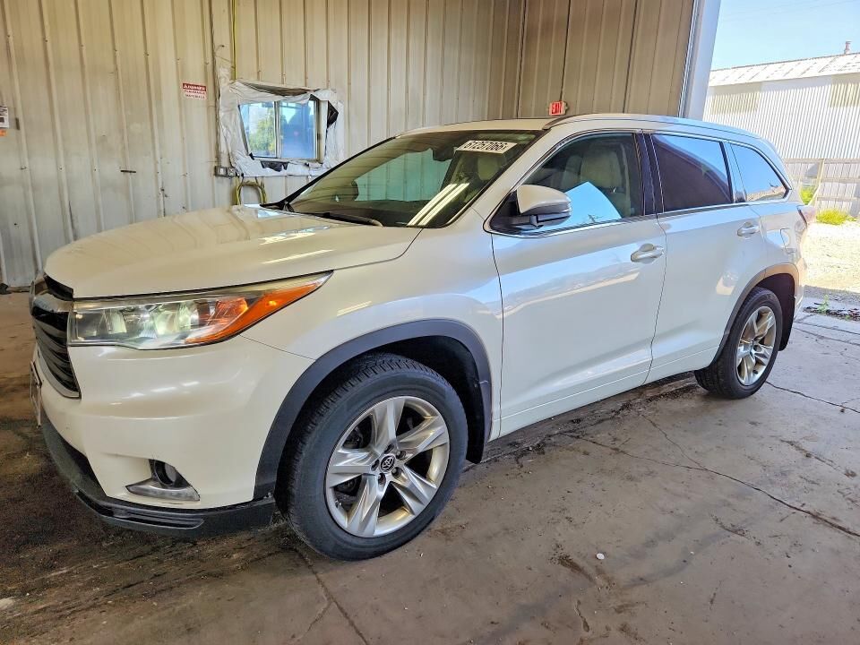 2016 TOYOTA Highlander