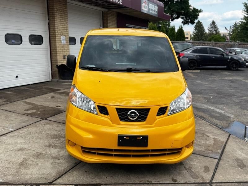 2014 NISSAN NV200