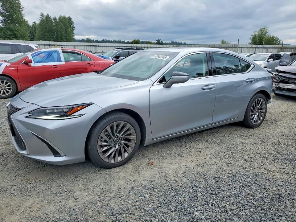 2024 LEXUS ES