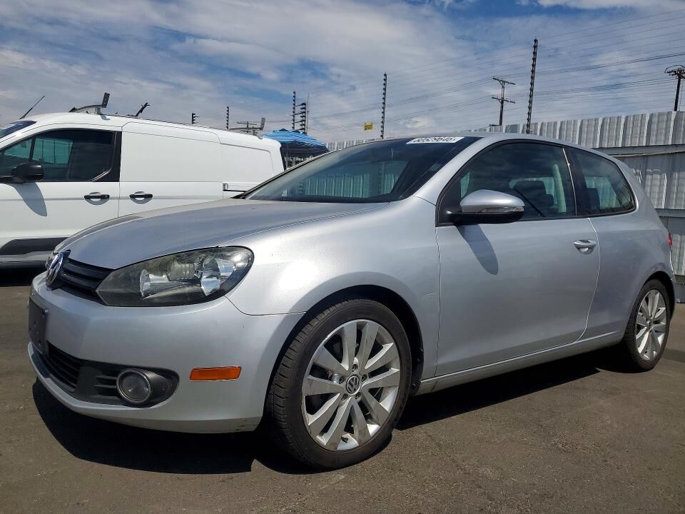 2012 VOLKSWAGEN Golf