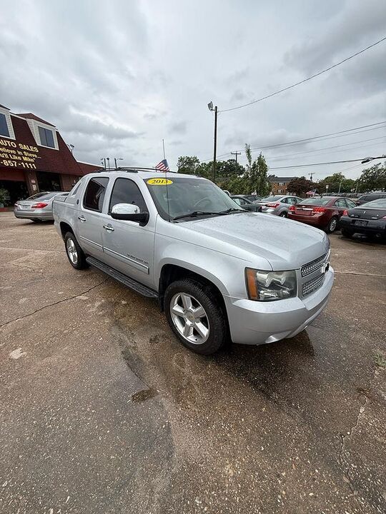 2013 CHEVROLET Avalanche