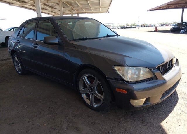2001 LEXUS IS