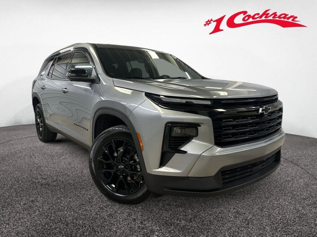 2026 CHEVROLET Traverse