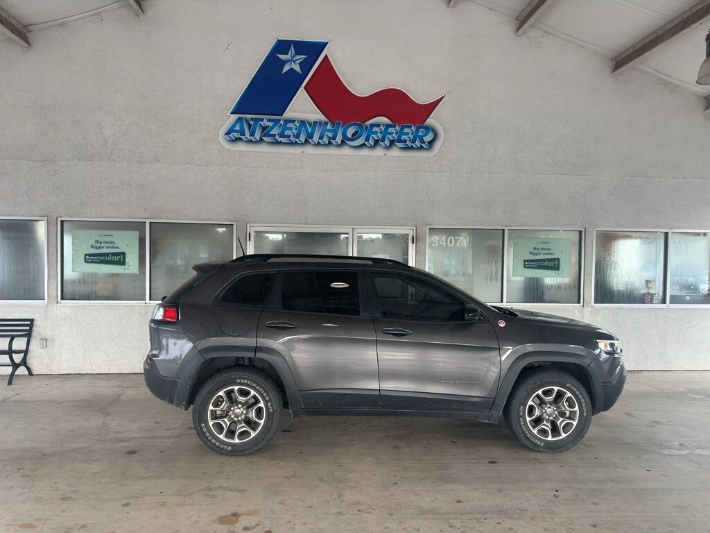 2022 JEEP Cherokee