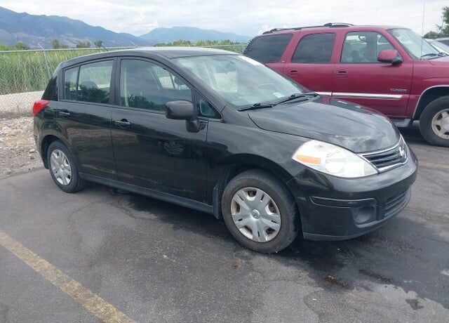 2010 NISSAN Versa