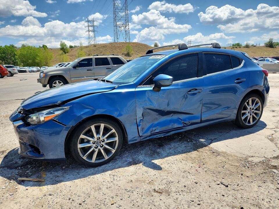2018 MAZDA Mazda3