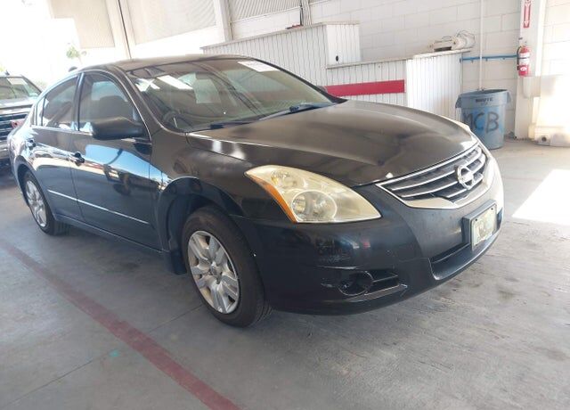 2012 NISSAN Altima