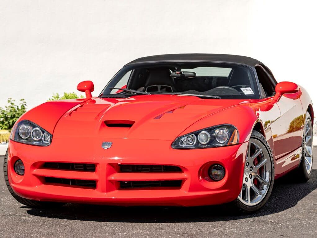 2004 DODGE Viper