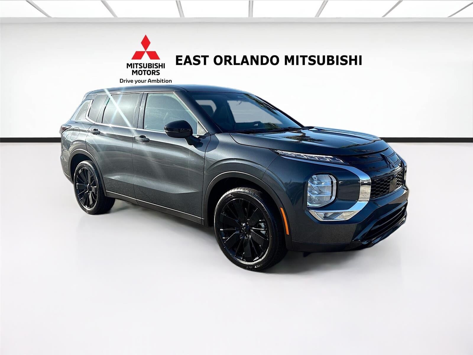 2026 MITSUBISHI Outlander
