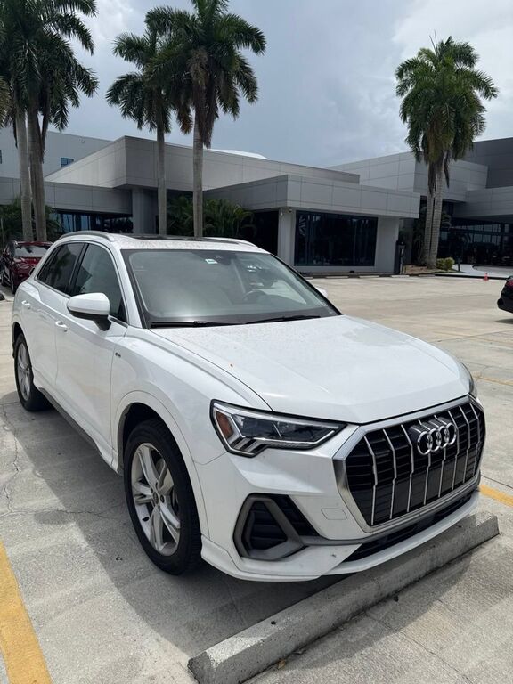 2023 AUDI Q3