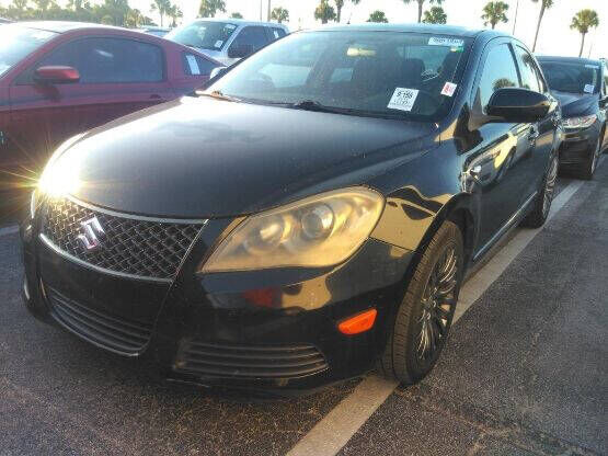 2011 SUZUKI Kizashi