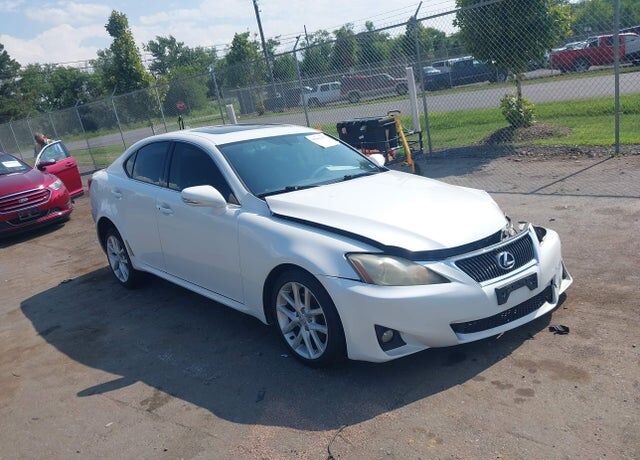 2011 LEXUS IS