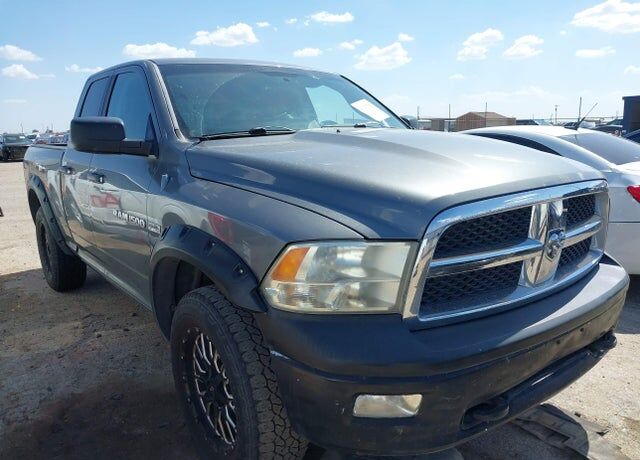 2012 DODGE Ram