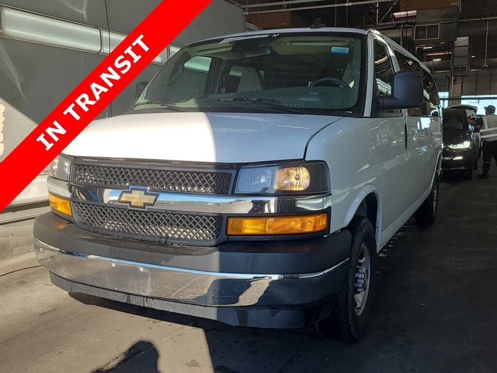 2024 CHEVROLET Express