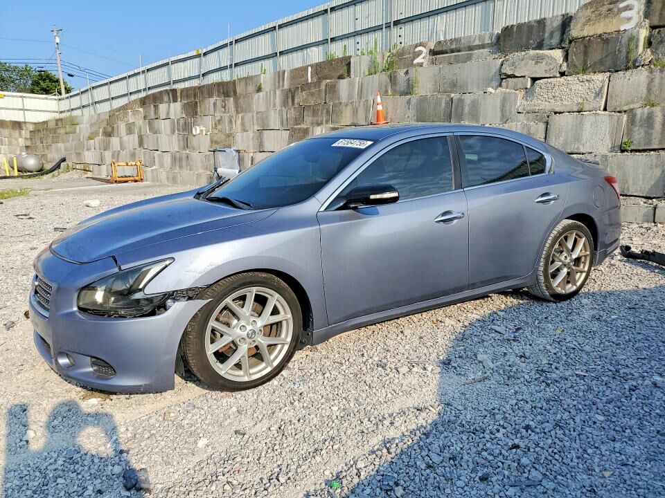 2011 NISSAN Maxima