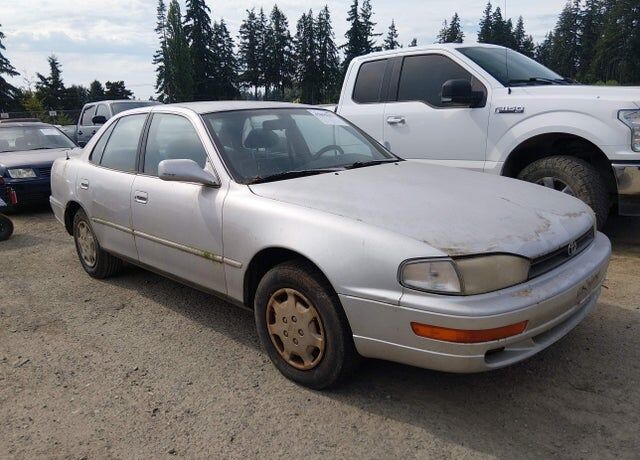 1992 TOYOTA Camry