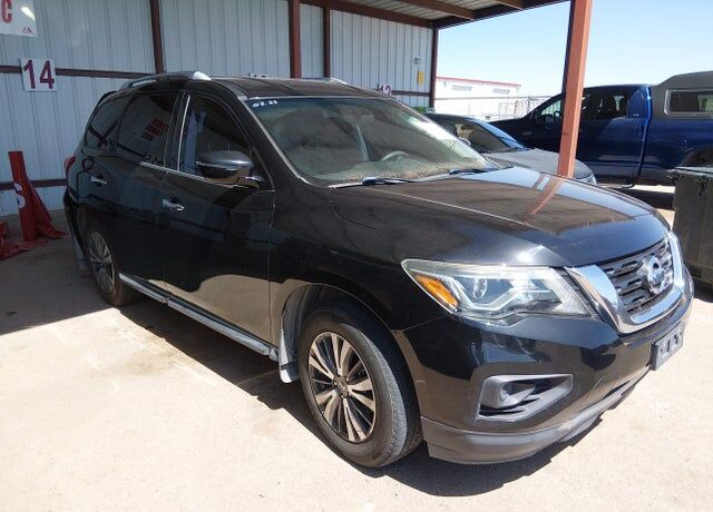 2017 NISSAN Pathfinder