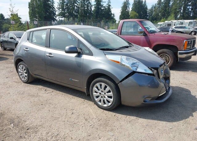 2015 NISSAN Leaf