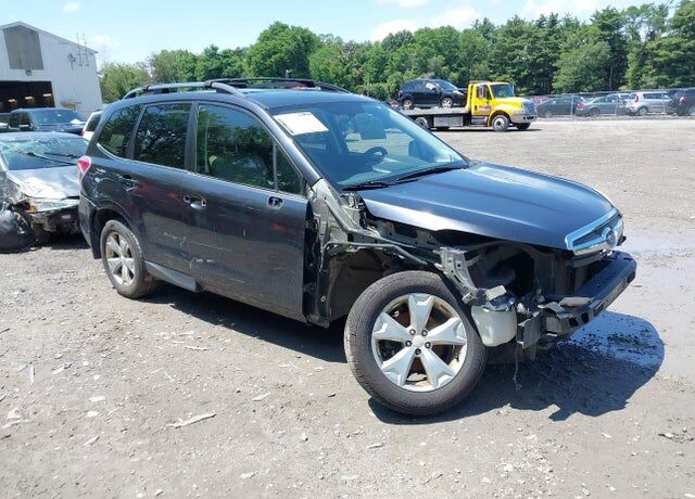 2015 SUBARU Forester