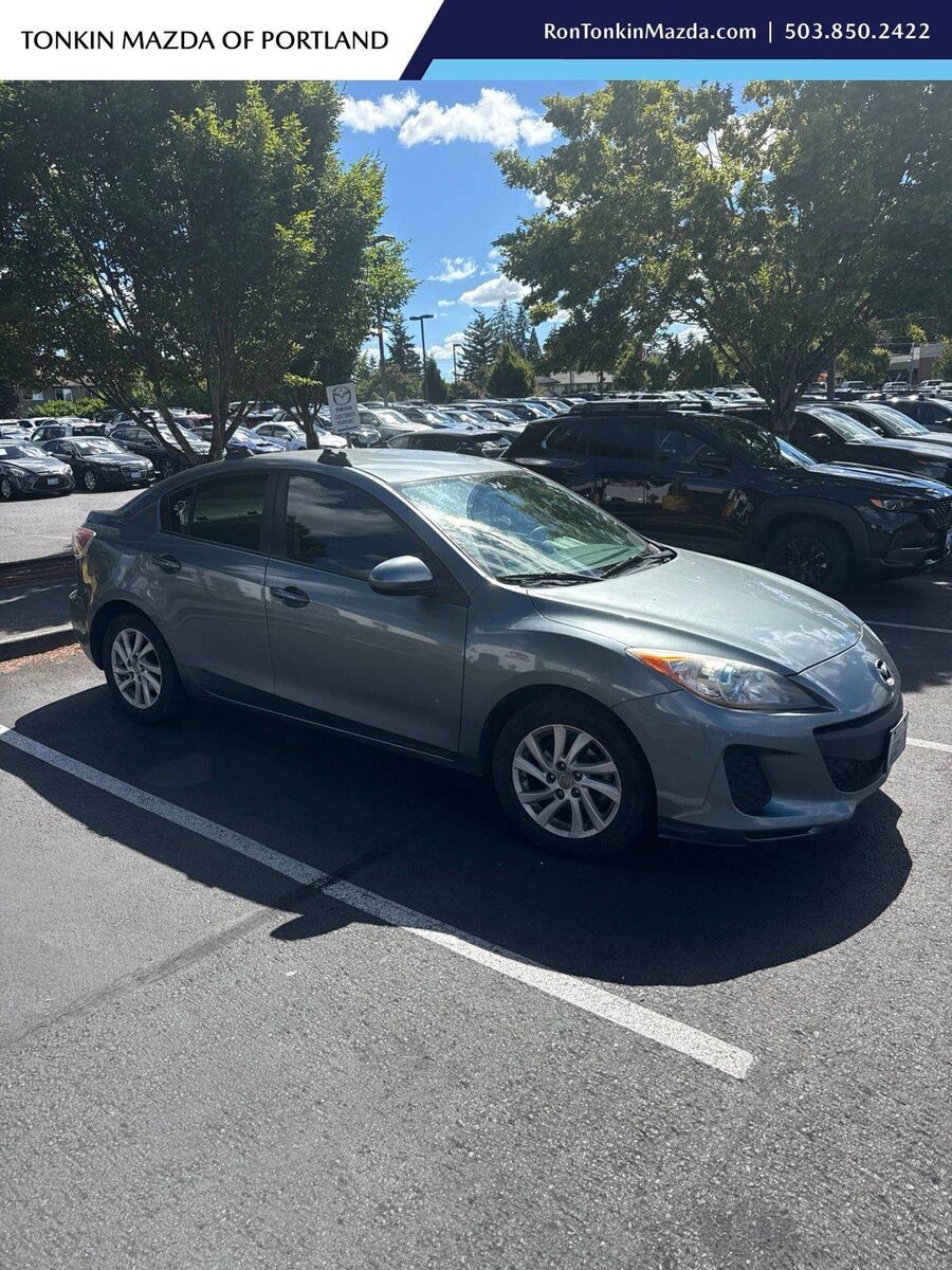 2012 MAZDA Mazda3