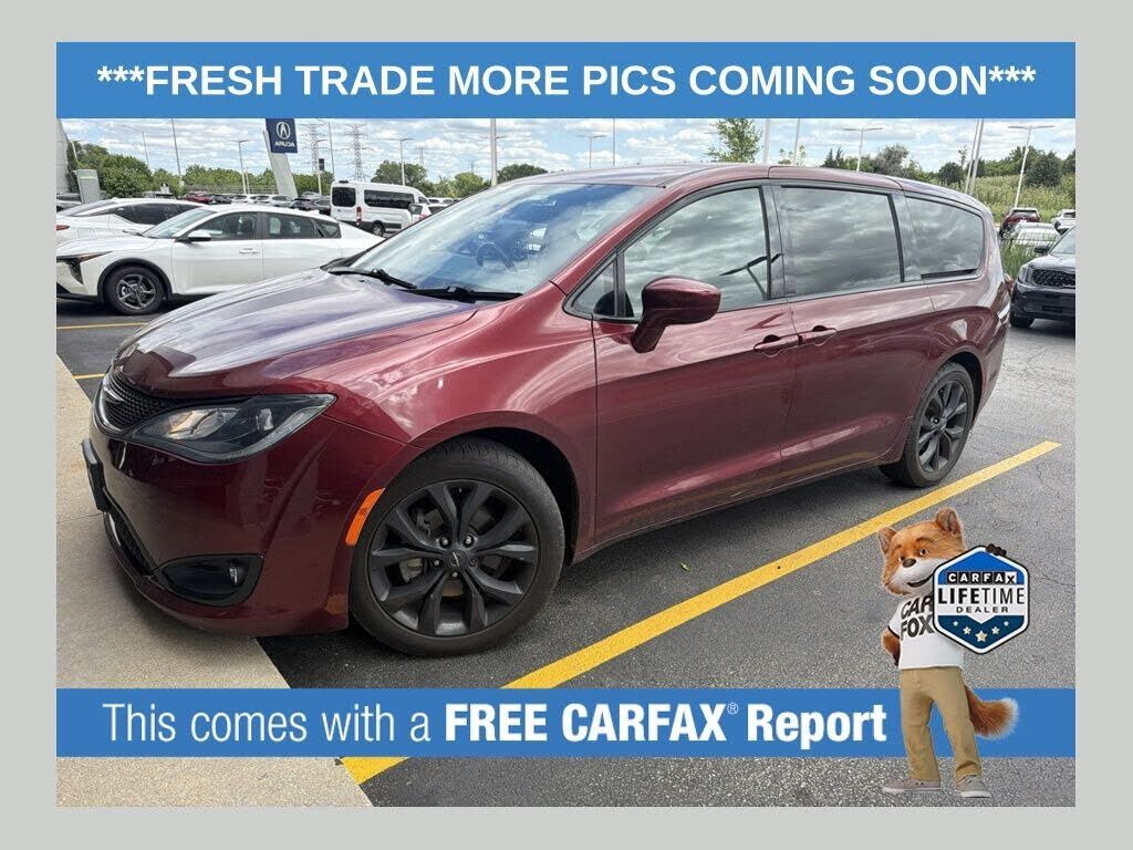 2019 CHRYSLER Pacifica