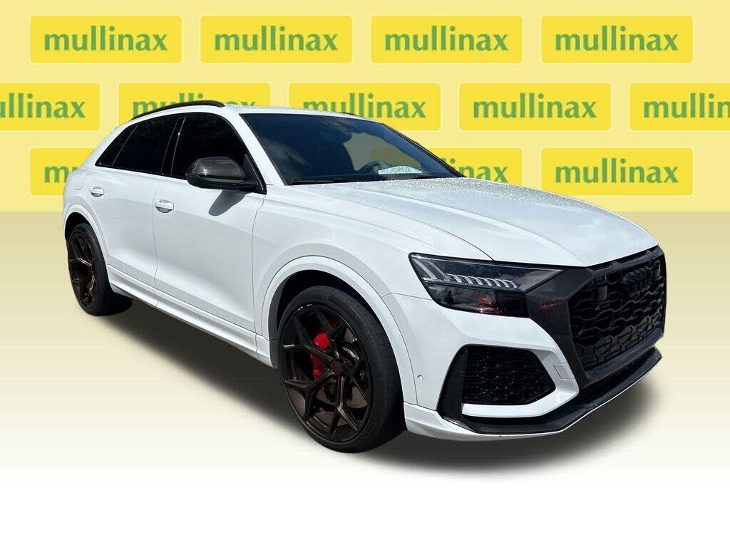 2023 AUDI RS Q8