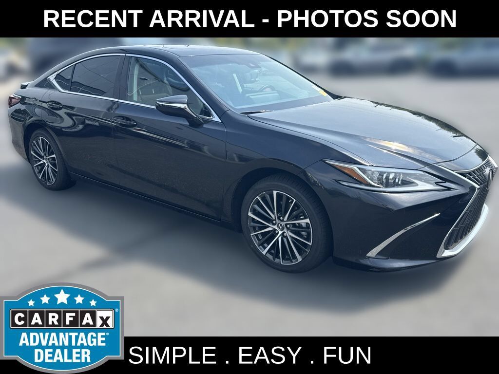 2024 LEXUS ES