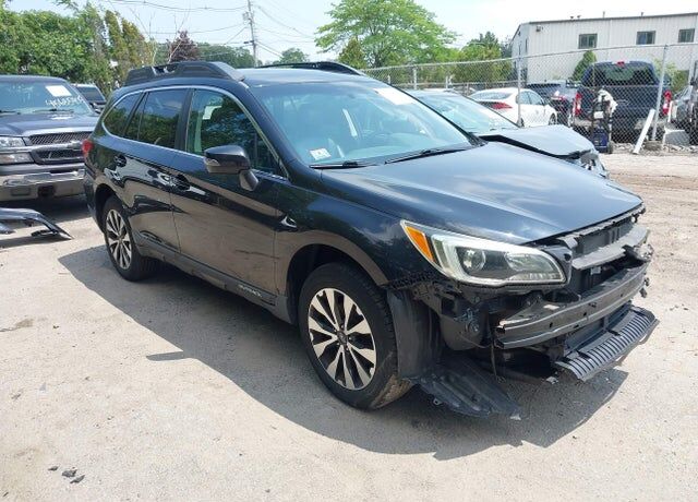 2015 SUBARU Outback