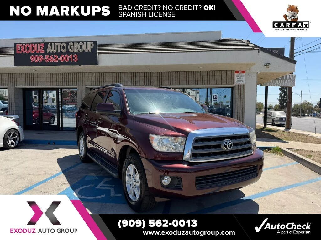 2011 TOYOTA Sequoia