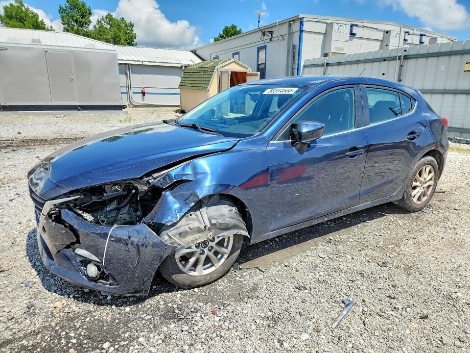 2015 MAZDA Mazda3