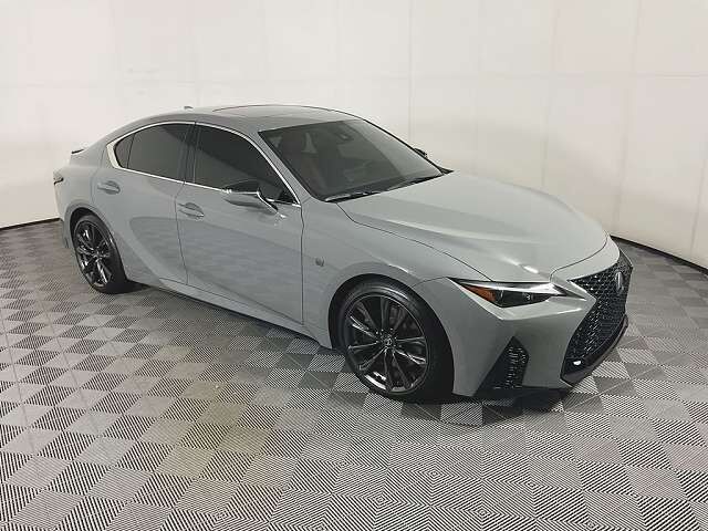 2025 LEXUS IS