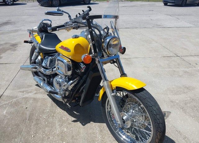 2002 HONDA VT750