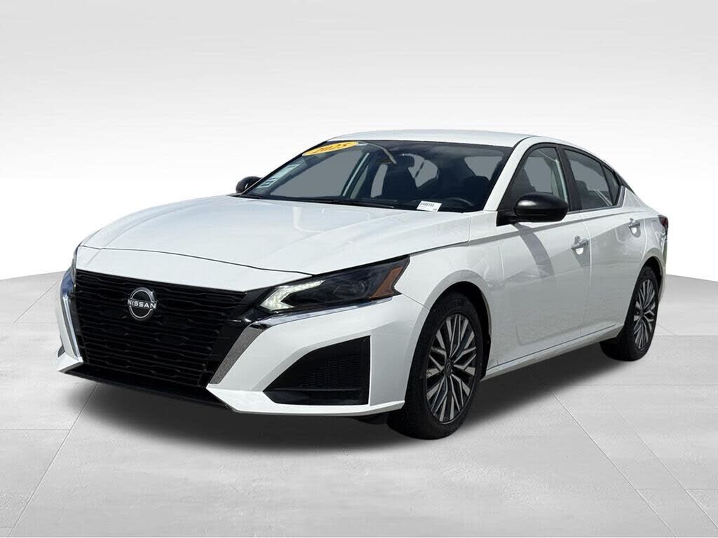 2025 NISSAN Altima