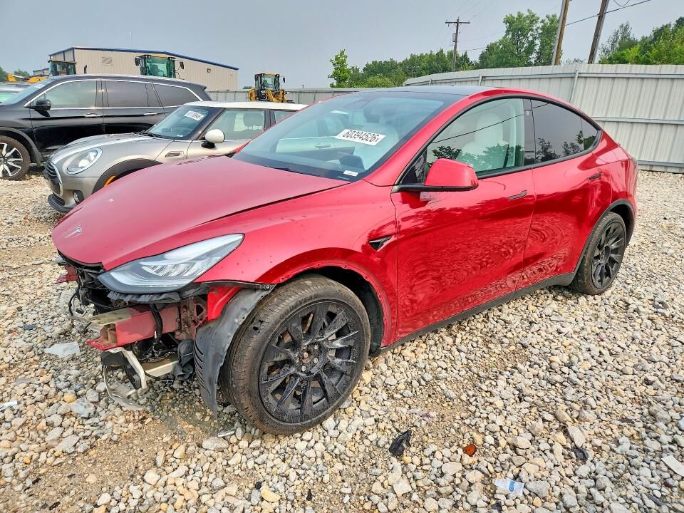 2021 TESLA Model Y