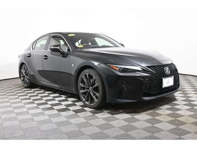 2023 LEXUS IS