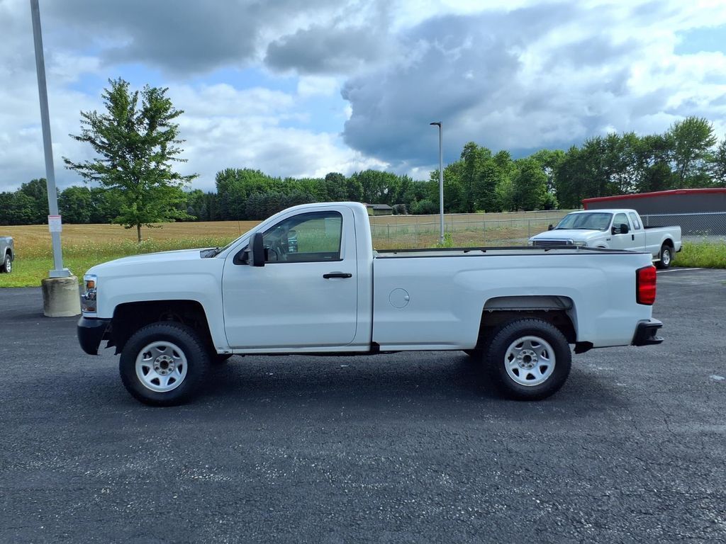 2018 CHEVROLET Silverado