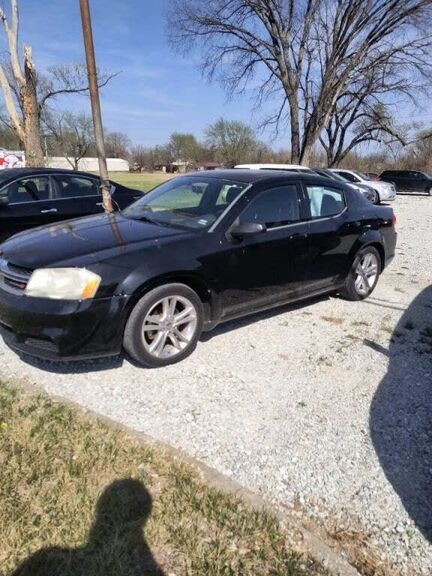 2013 DODGE Avenger