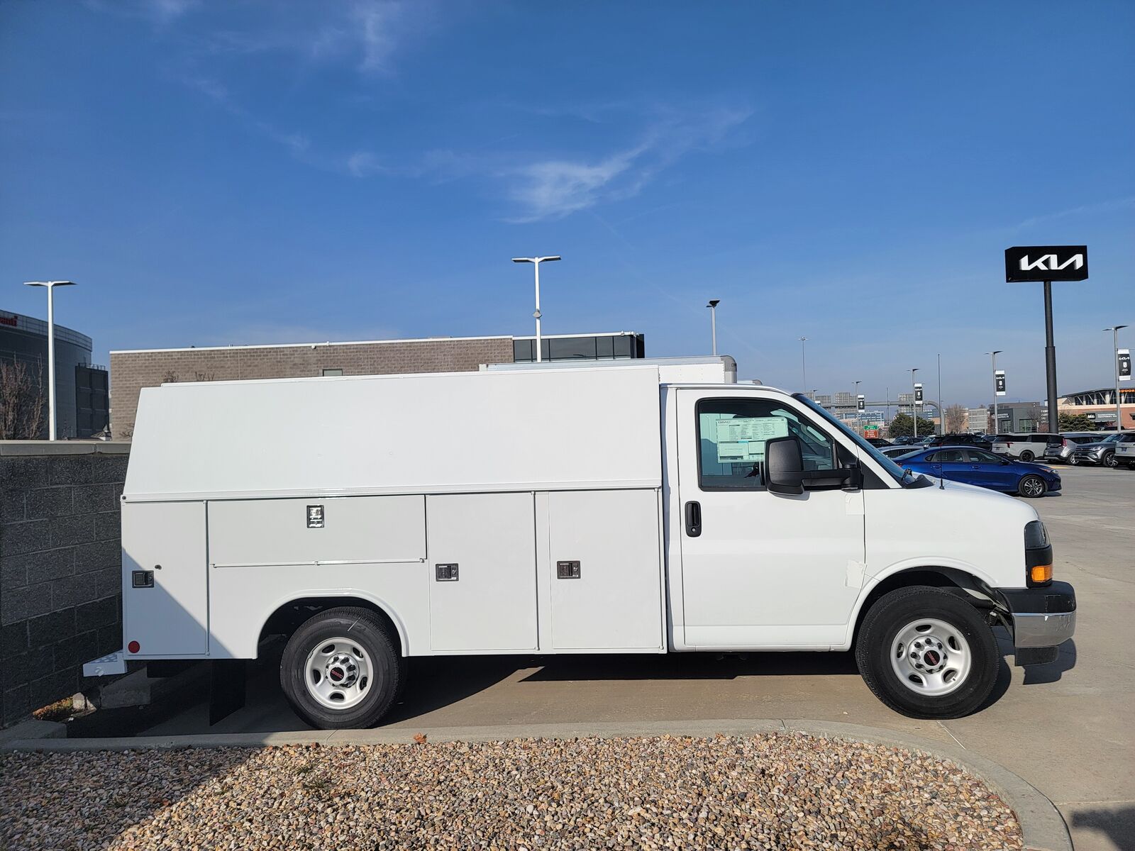 2025 GMC Savana