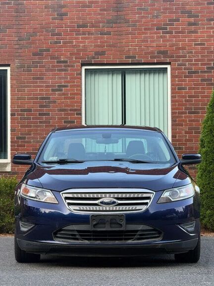2011 FORD Taurus
