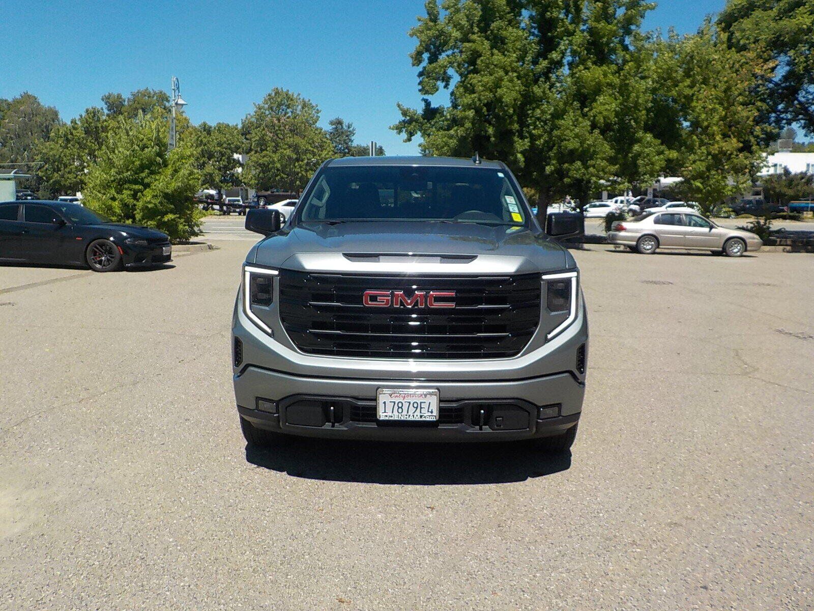 2025 GMC Sierra