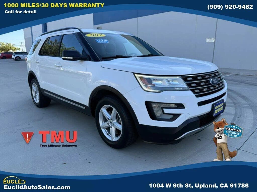 2017 FORD Explorer