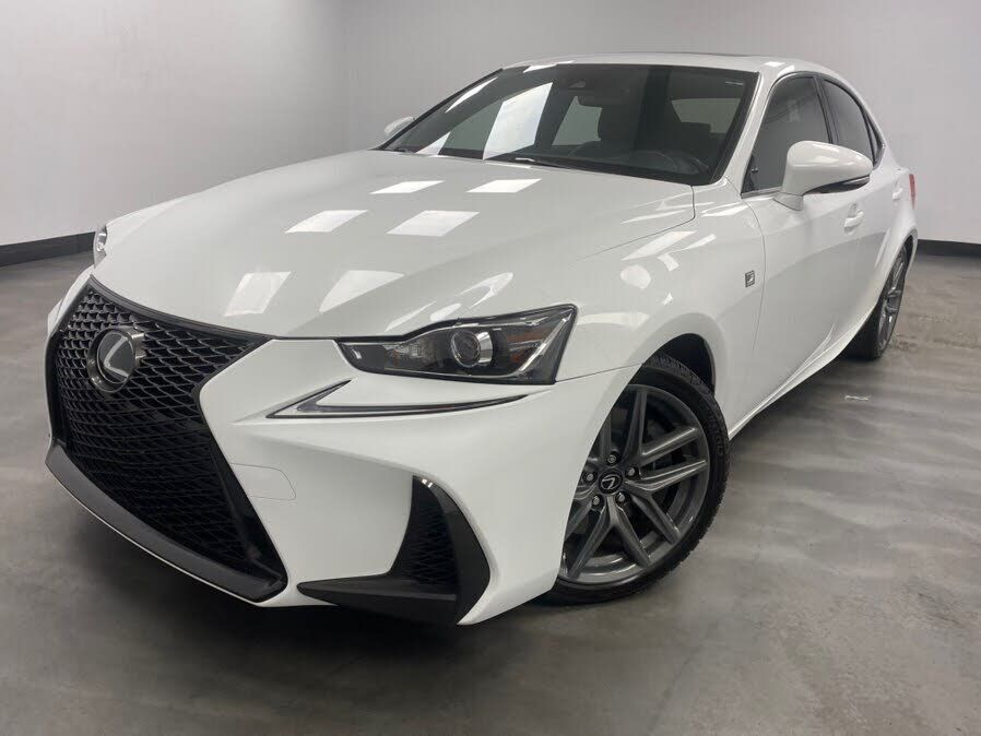 2018 LEXUS IS