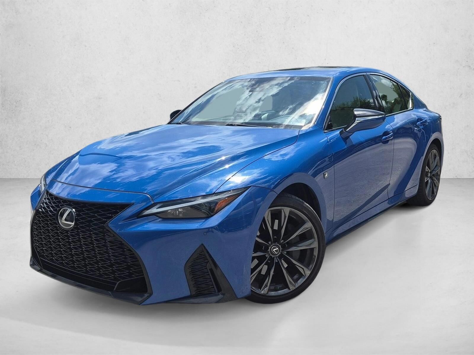 2021 LEXUS IS