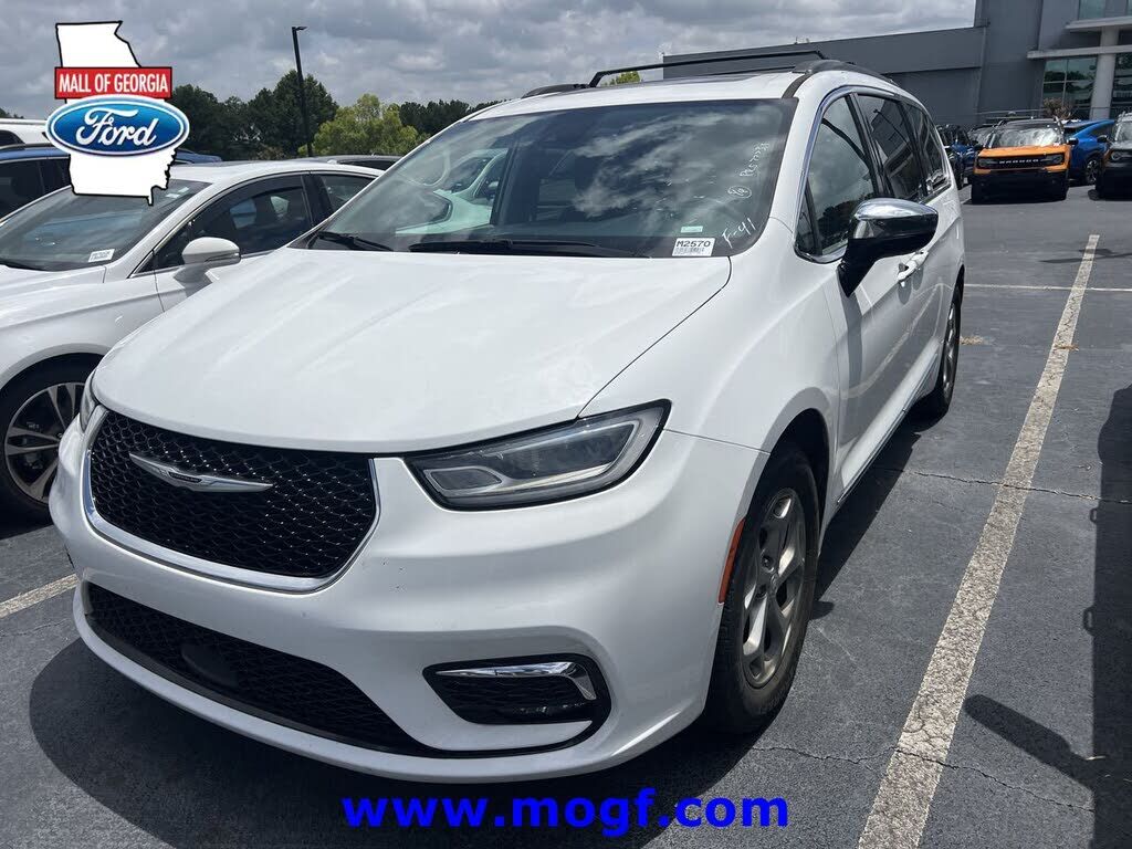 2023 CHRYSLER Pacifica