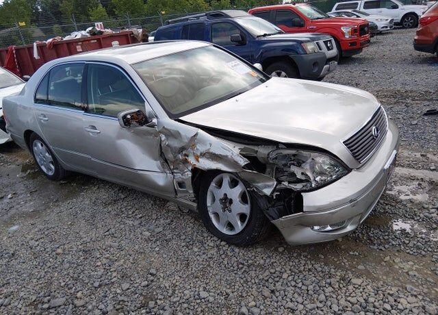 2001 LEXUS LS