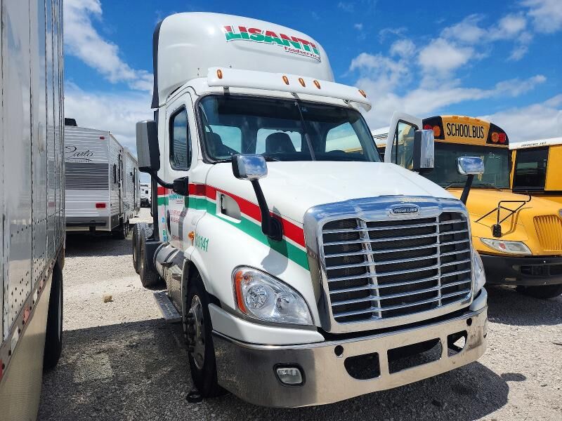2017 FREIGHTLINER Cascadia
