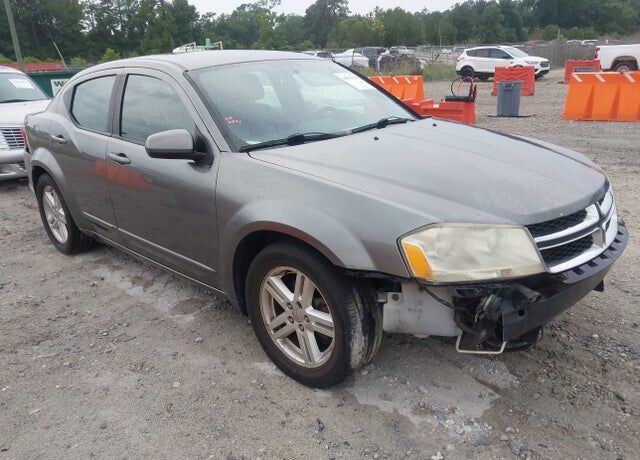 2012 DODGE Avenger