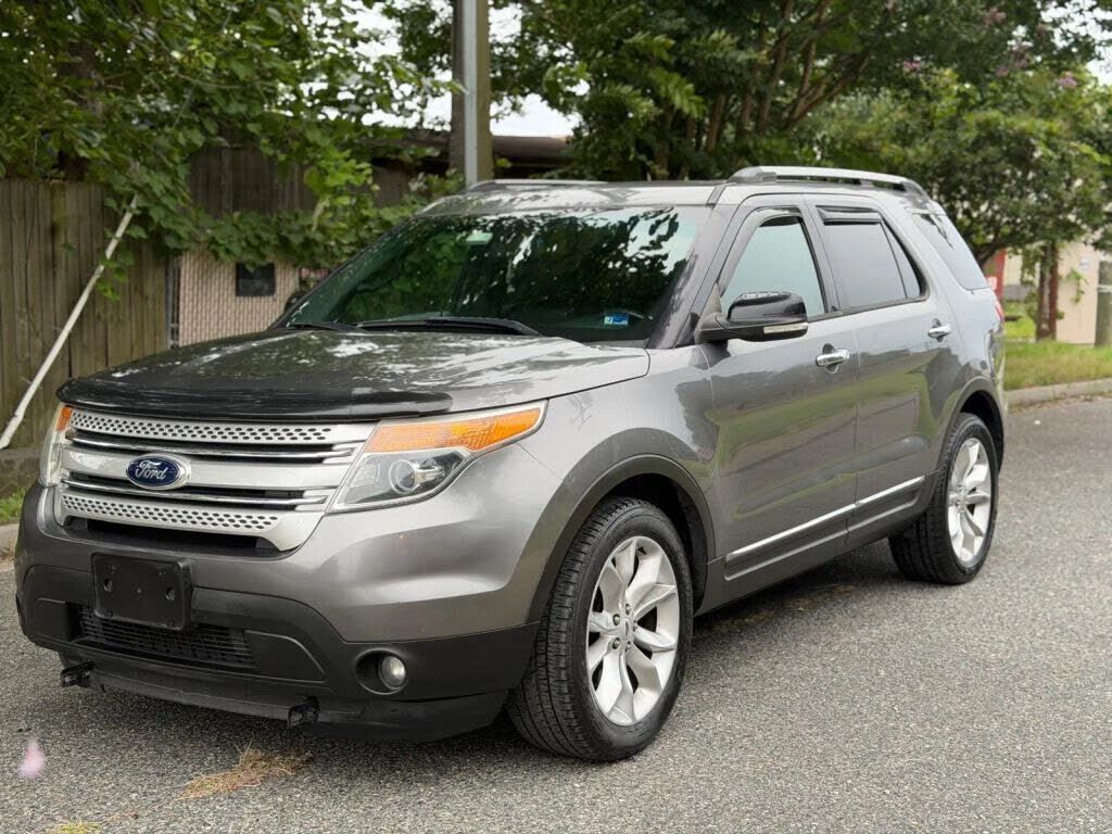 2014 FORD Explorer