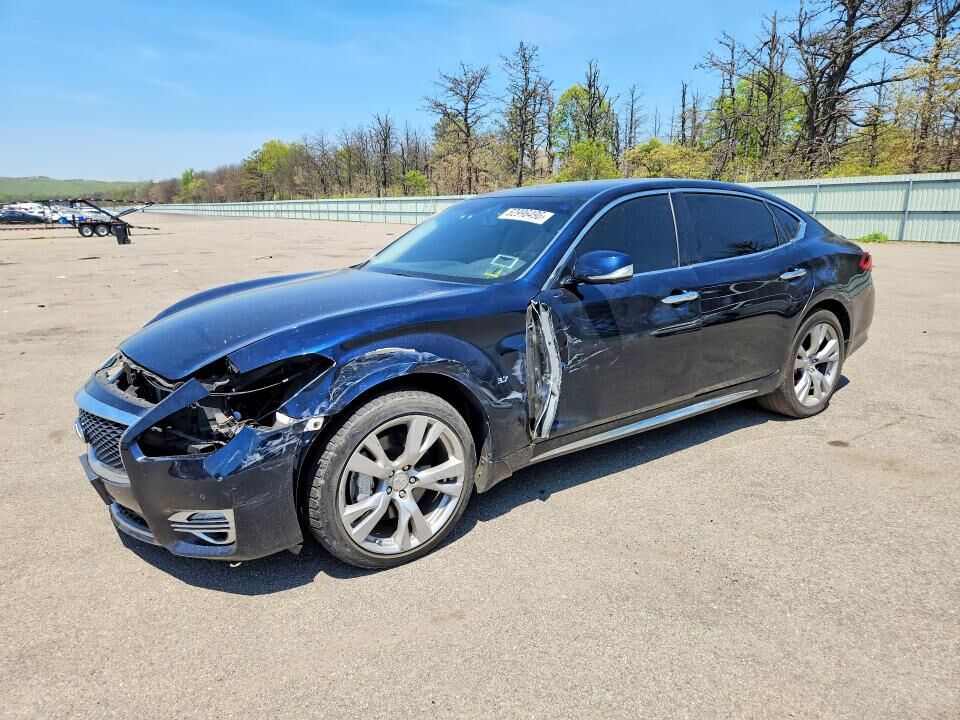 2016 INFINITI Q70L